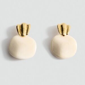 Mango Earrings, Gold Tone and Cream Polished Stone Post Drop. NWOT